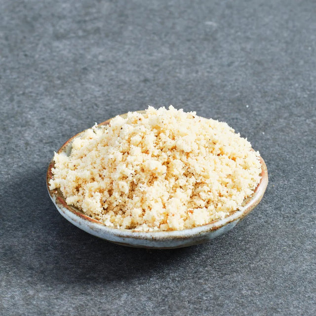 Raw hazelnut meal (hazelnut flour)