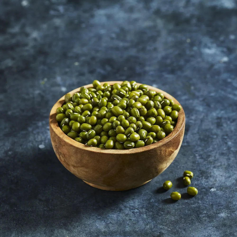 Green mung bean seeds for growing bean sprouts